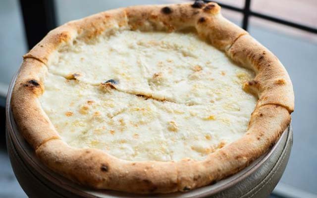 Quattro Formaggi (G,D)